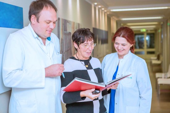 Foto einer Besprechung der Kardiologie