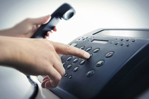 Änderung der Sprechzeiten (©Adobe Stock) Bild von Telefon